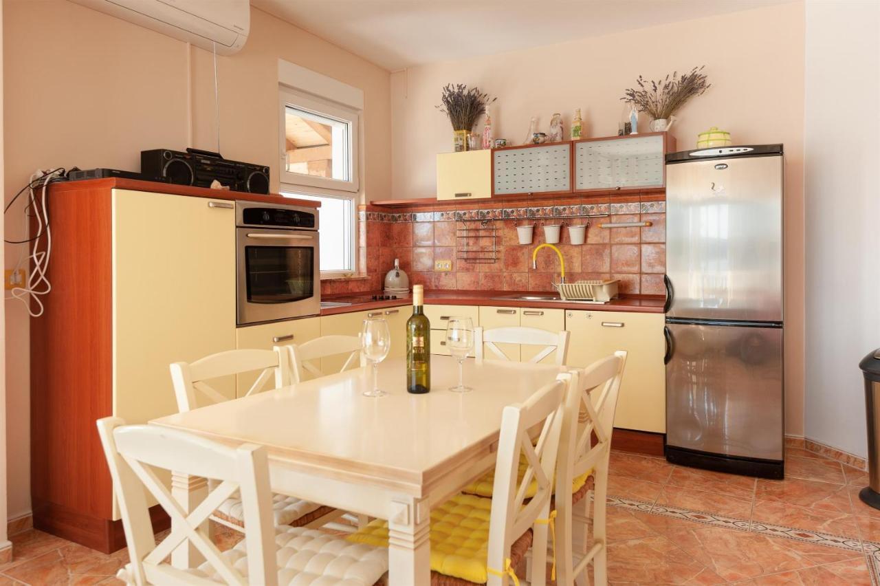 Apartments Gordana Локва-Рогозниця Екстер'єр фото